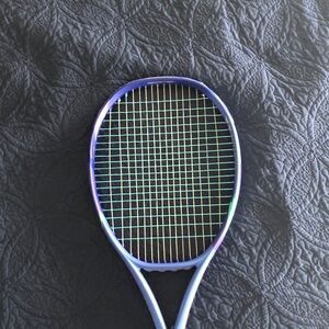 USED YONEX EZONE 98 tennis racket. 4 1/2 grip